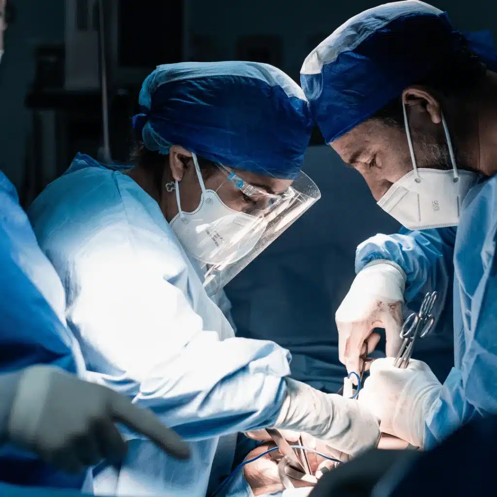 Türkiye’nin en başarılı estetik cerrahları bir arada