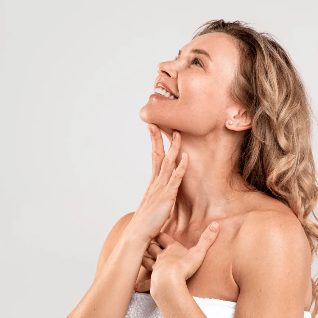 Boyun bölgesindeki sarkmaları gideren plastismaplasti estetik ameliyatı görseli