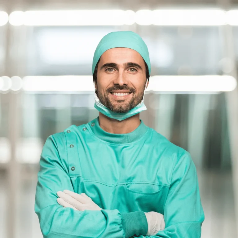 Türkiye’de yüz germe ameliyatında uzmanlaşmış en iyi estetik cerrahlar